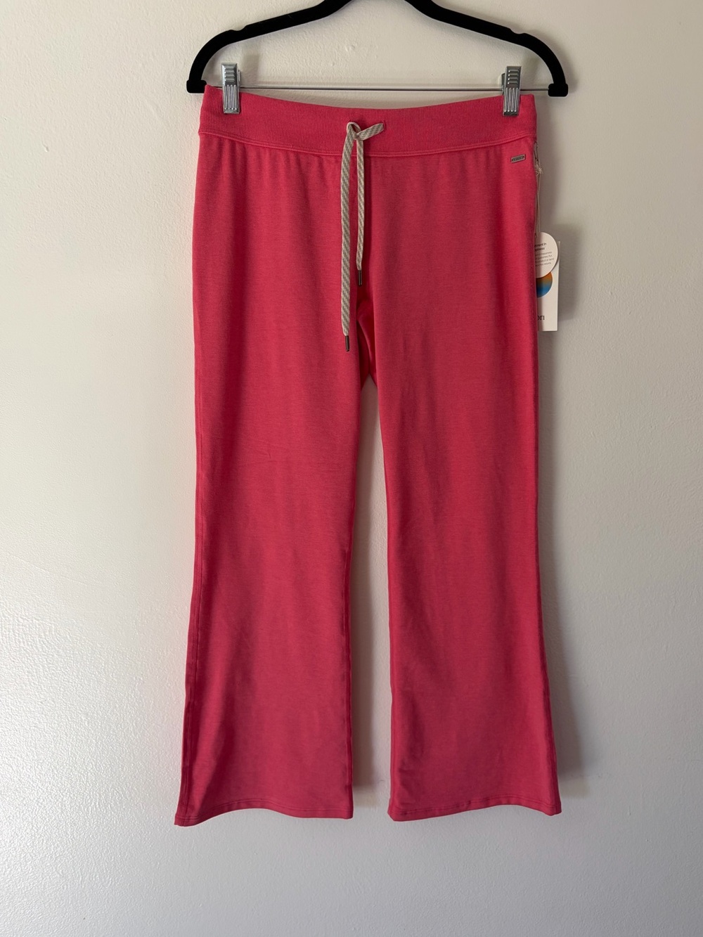 Vuori Halo Straight Leg Ankle Pant Sunset Pink Heather Size Small NWT